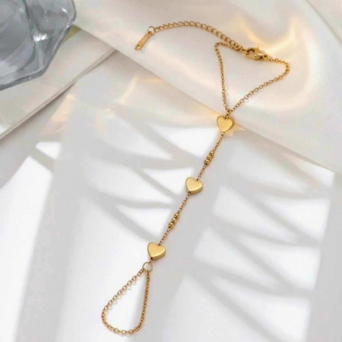 Delicate Heart Charm Gold Hand Harness Bracelet