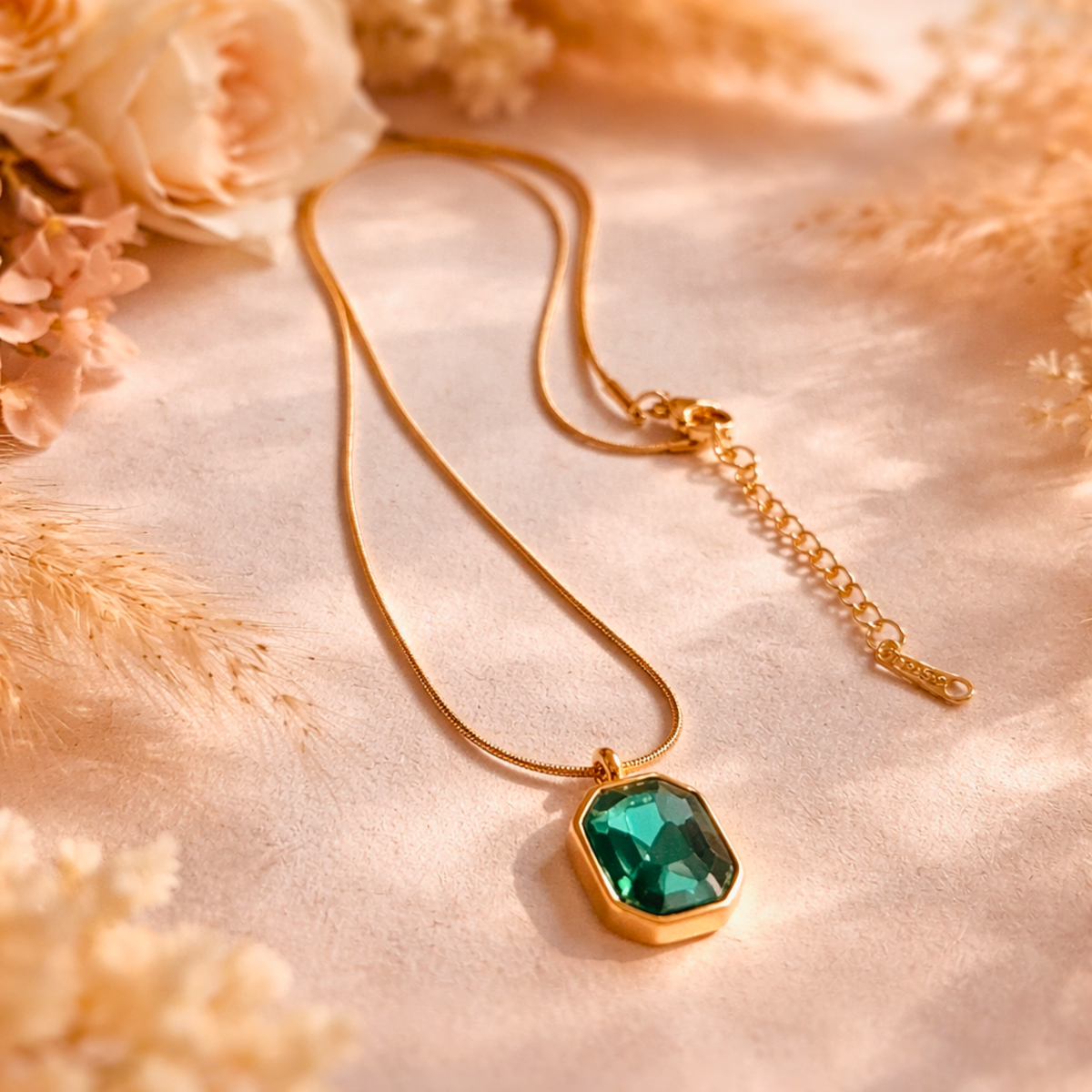Emerald Green Crystal Pendant Gold Necklace