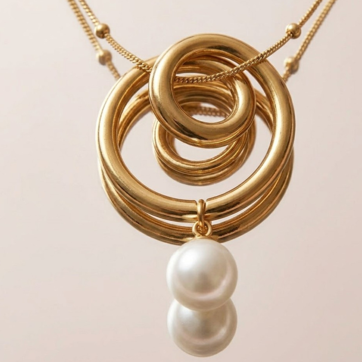 Interlocking Gold Rings Pearl Drop Necklace