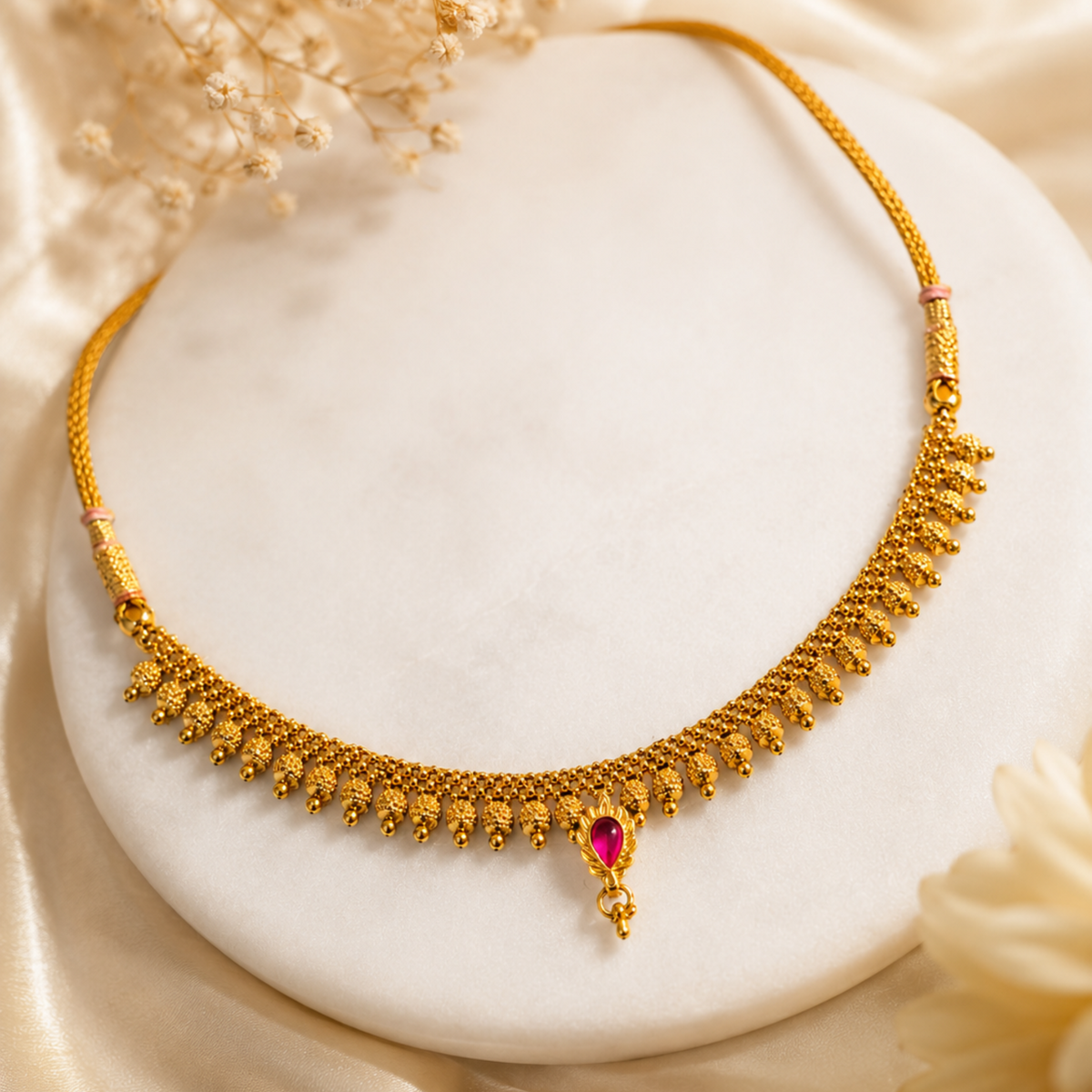 Kolhapuri Saaj Ruby Thushi