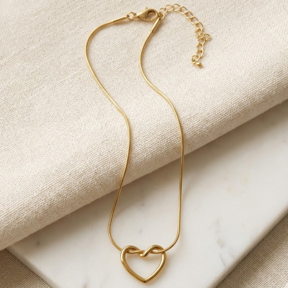 Minimal Gold Open Heart Pendant Necklace